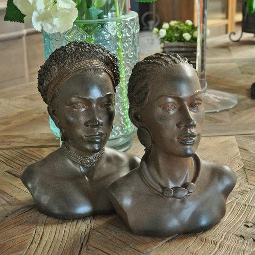 Côté Table Set 2 bustes ethniques résine 20x15x25cm Couleur Marron 2 Côté Table Set 2 bustes ethniques résine 20x15x25cm Couleur Marron – Image 2